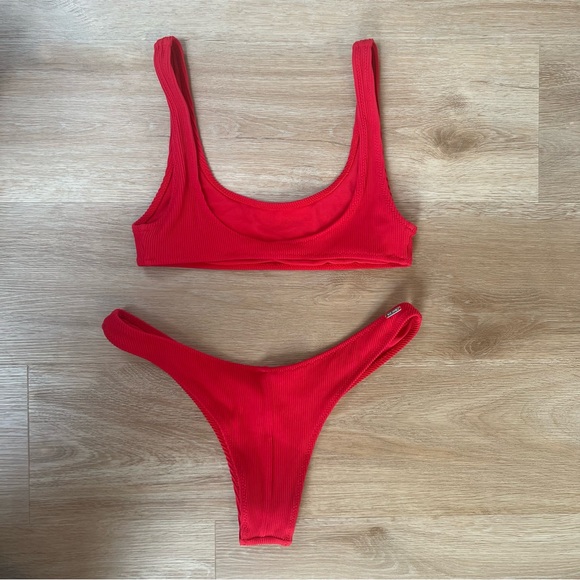 Red Ribbed White Fox Bikini - Picture 4 of 4